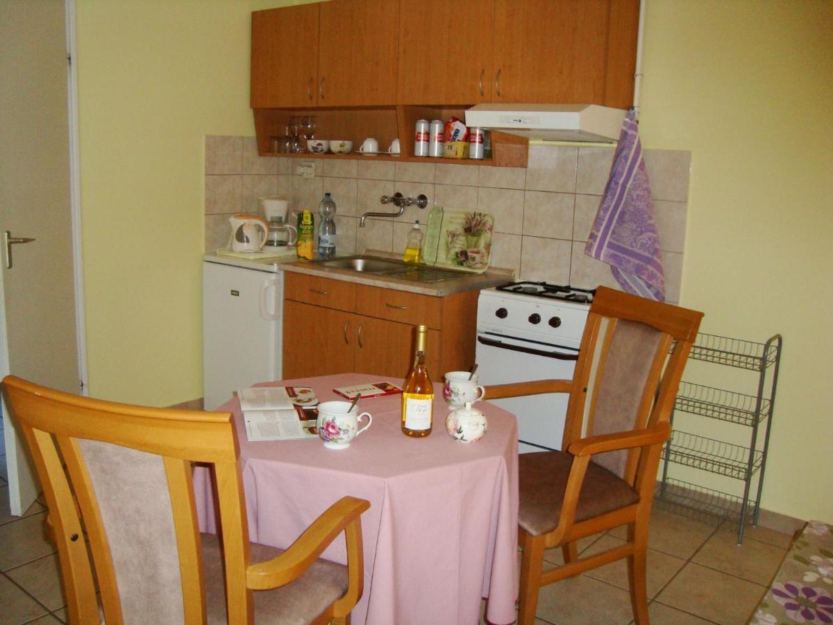 Eliza Vendeghaz Appartement Hajdúszoboszló Buitenkant foto